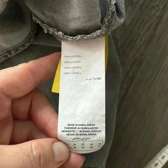 Love & Legend | Grey long sleeve peak a boo shoulder blouse - Picture 9 of 10